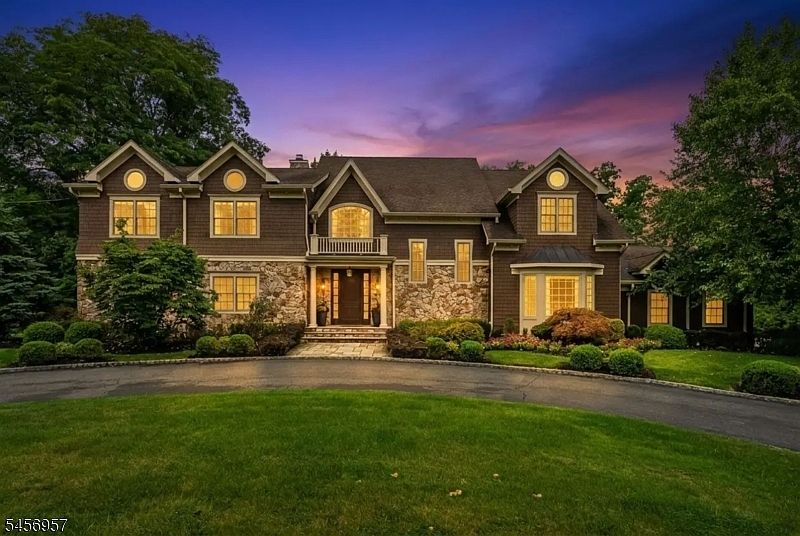 1st image of 2 Hobson Drive