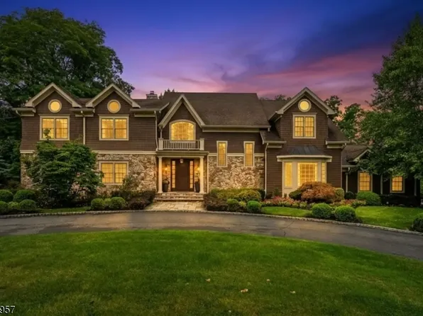 2 Hobson Drive, Livingston Twp., NJ 07039
