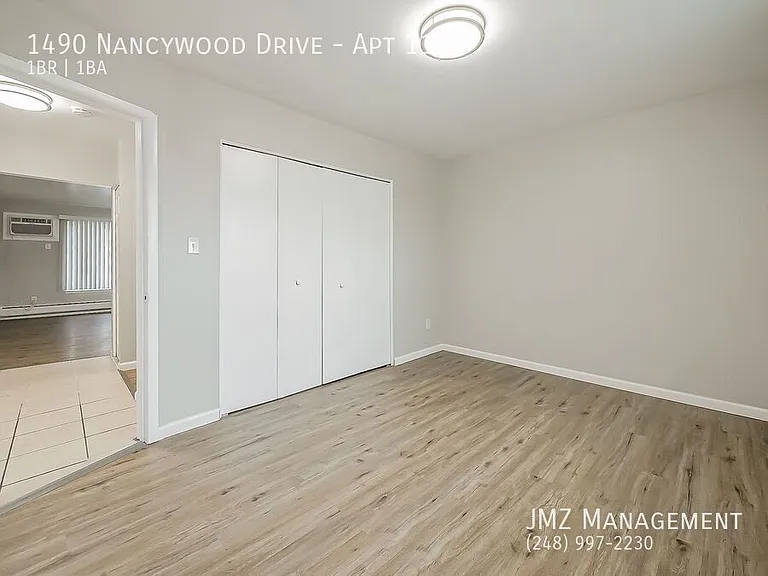 1490 Nancywood Dr #11 — Photo 8