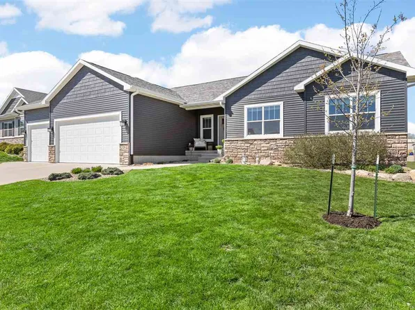520 Grant Avenue Cir, Lisbon, IA 52253