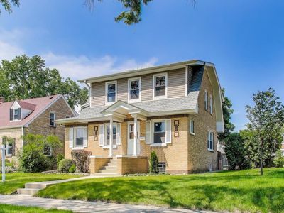 7022 N Olcott Ave, Chicago, IL, 60631