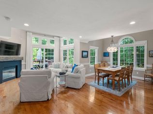 80 Gold Leaf Ln #80, Mashpee, MA 02649