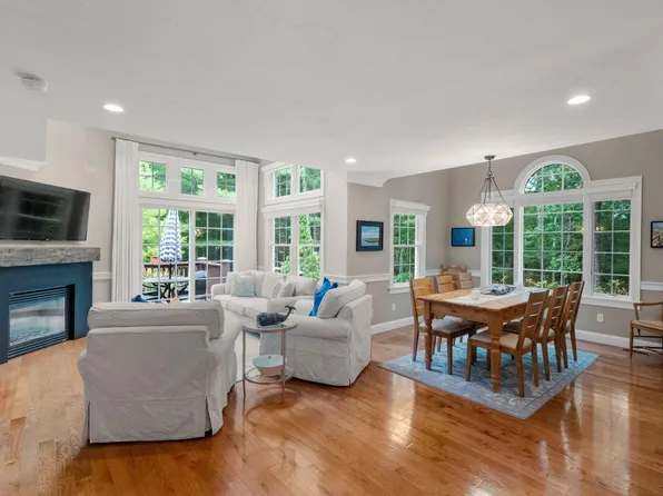 80 Gold Leaf Lane UNIT 80, Mashpee, MA 02649