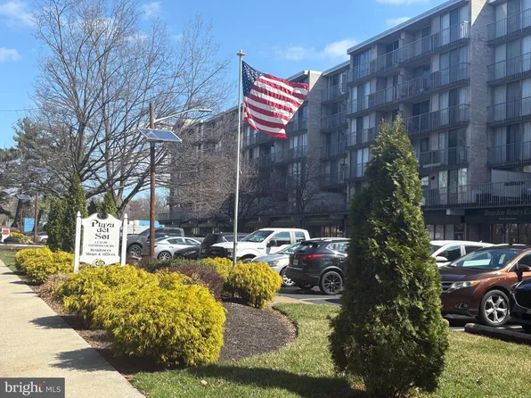 401 Cooper Landing Rd Unit 428, Cherry Hill, NJ 08002