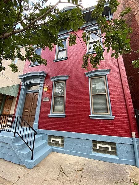 2202 Sarah St Pittsburgh Pa 15203 Mls 1470391 Zillow
