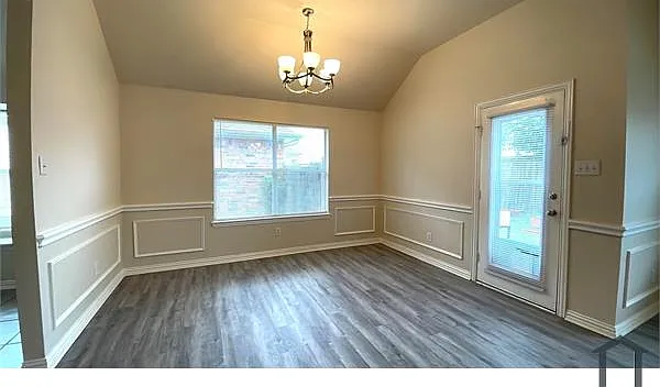 3217 Chesington Dr — Photo 13