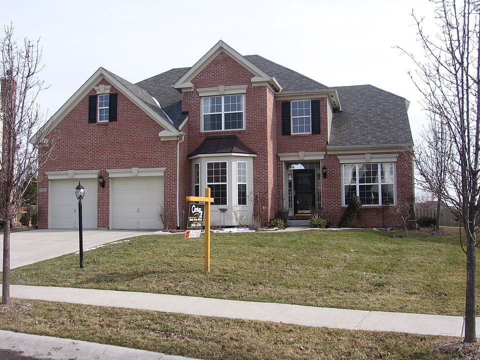 Cul-de-sac lot, fully fenced, beautifully landscaped