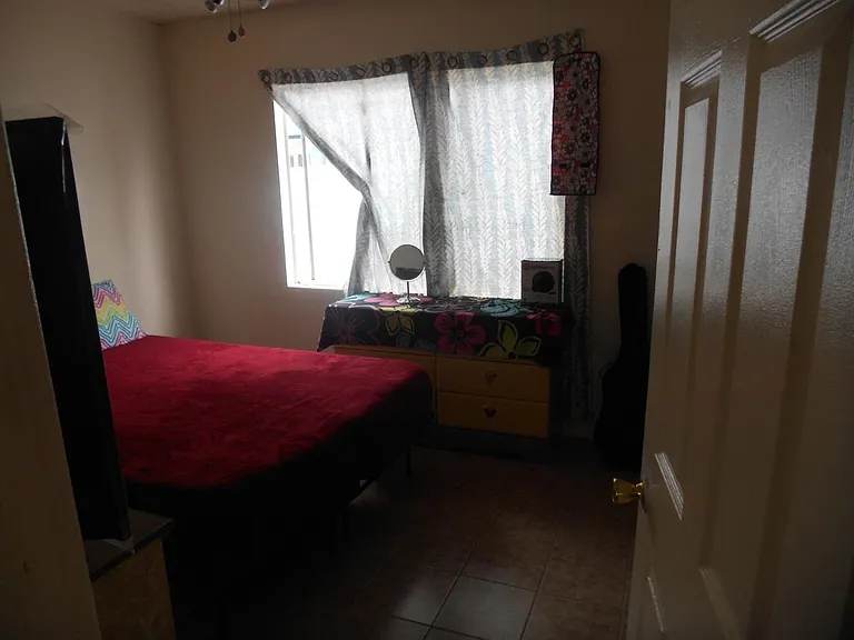 BACK BEDROOM