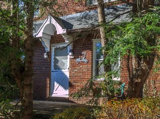 1672 Wood Rd., Cleveland Heights, OH 44121