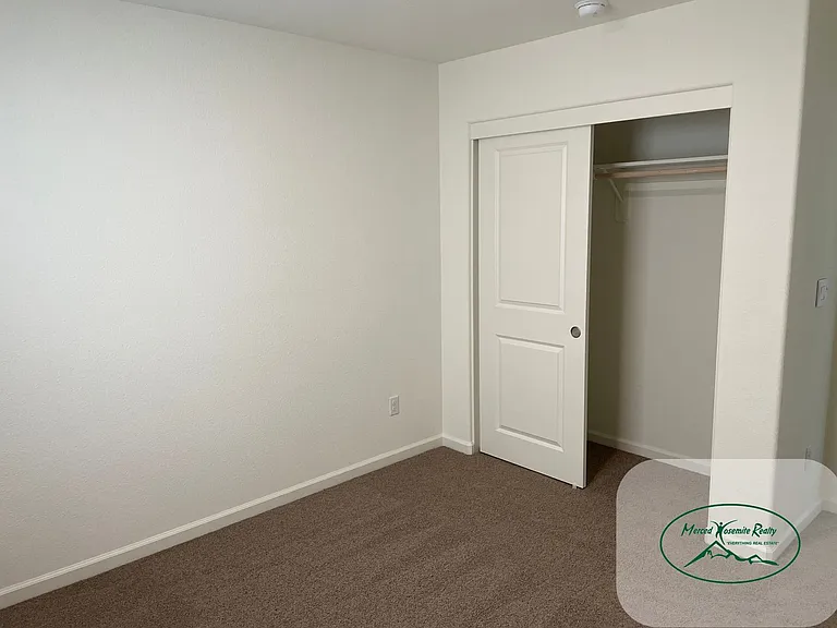 272 Shafer Ave — Photo 11