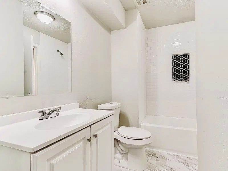 1st image of 8604 Candlewood Dr #2