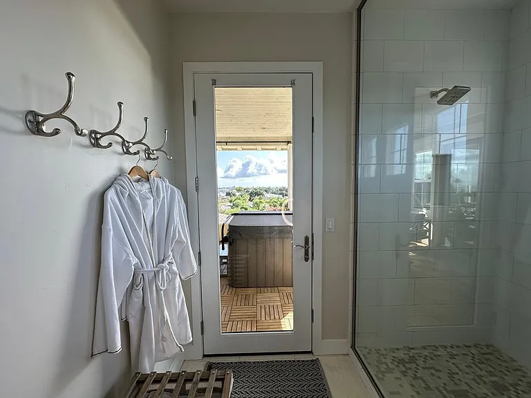 868 Channel Island Dr — Photo 25