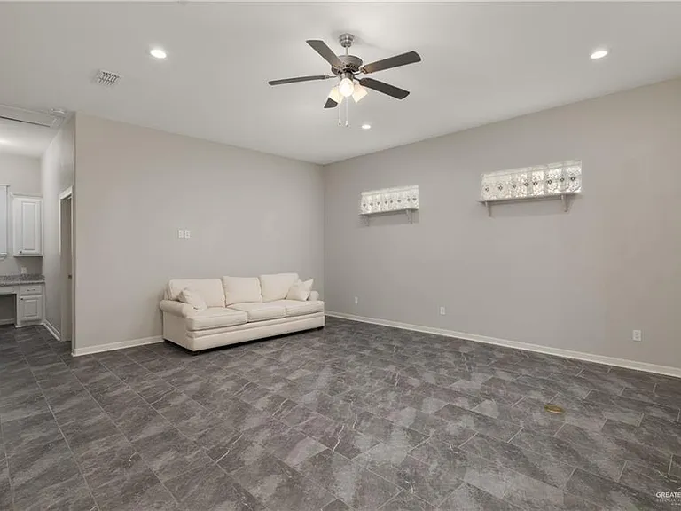 3801 Heron Way — Photo 4