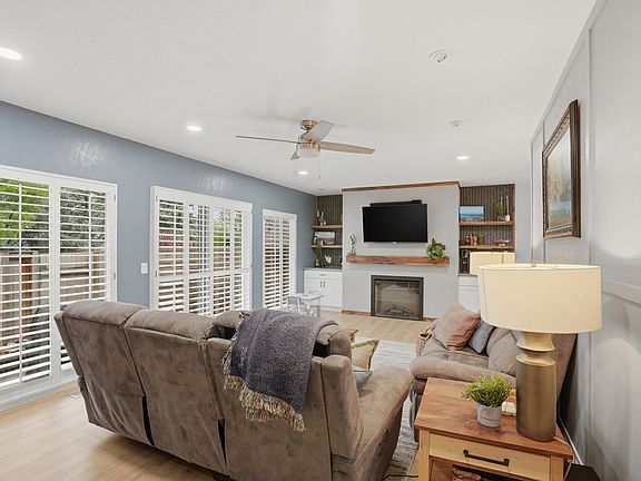 4th image of 6324 S Fiesta Way