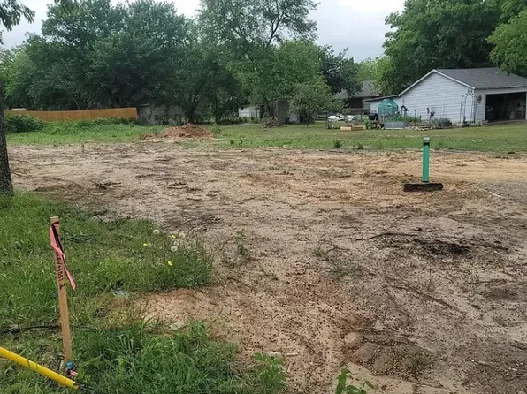 509 N Boundary St, Weatherford, TX 76086