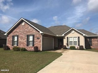 2420 Rhonda Ave, Ocean Springs, MS 39564