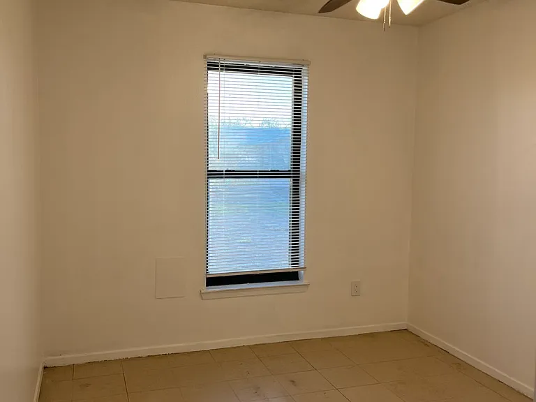2921 John F Kennedy Dr — Photo 4
