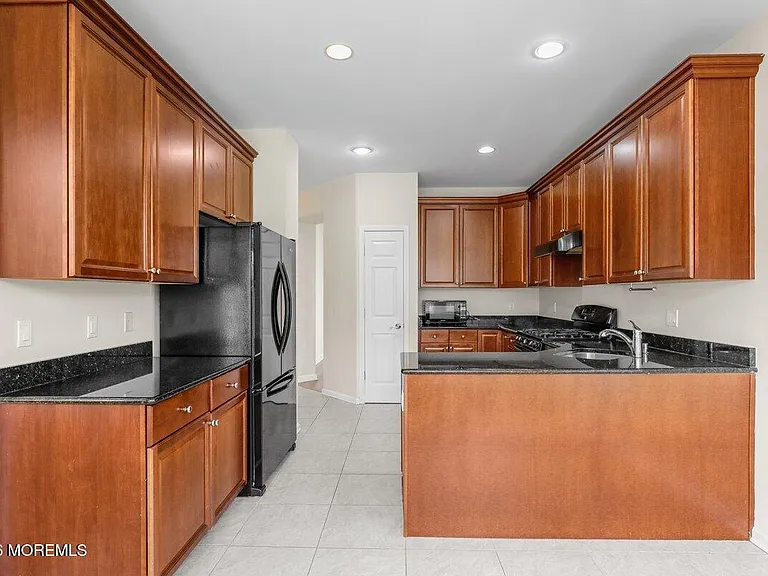 12 Patton Ct — Photo 8