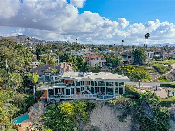 3rd image of 26411 Palisades Dr