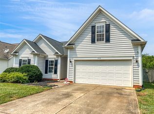 3646 Sipes Ln, Charlotte, NC 28269