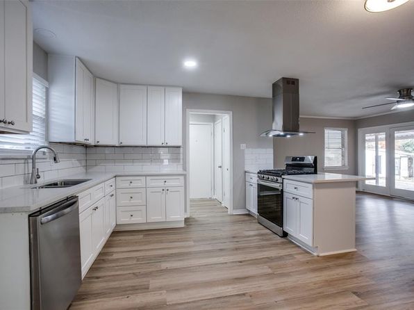 825 Branch Dr