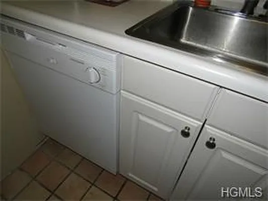 Sold by YCL Real Estate Consulting Group LLC | media 16