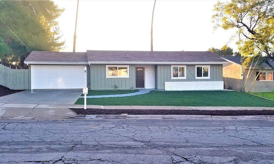 1st image of 9637 E Hartland Cir