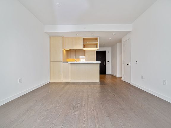 5th image of 252 South St #50B