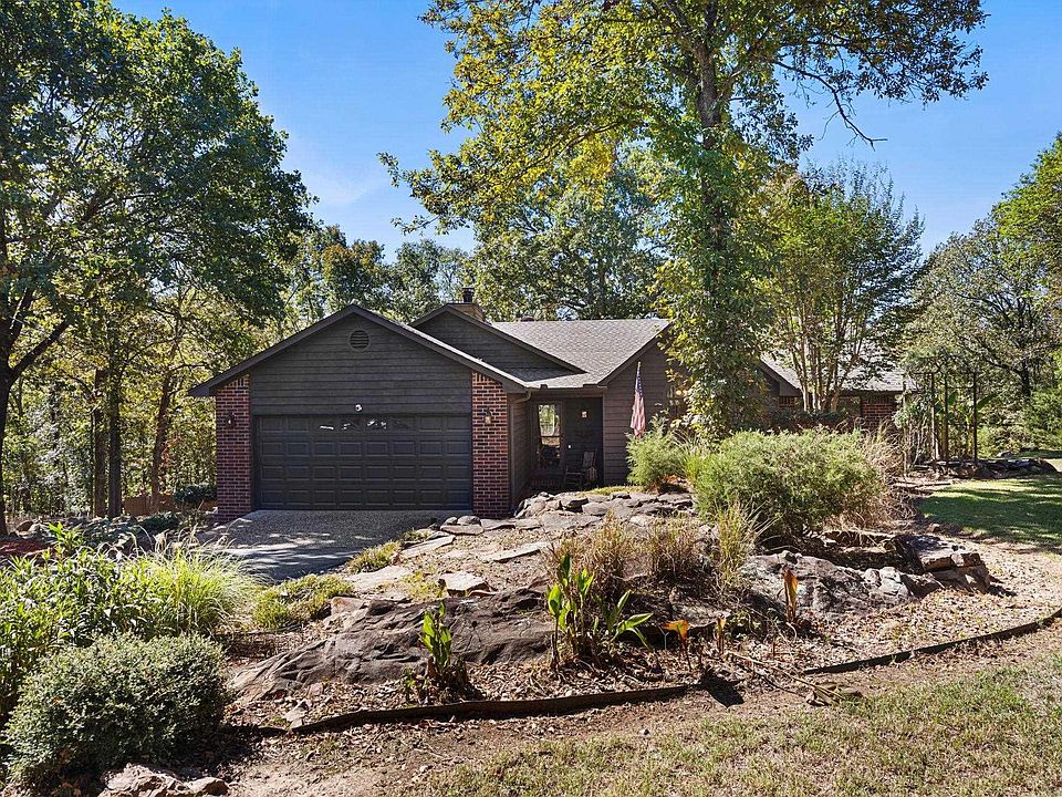 1st image of 31 Oakview Dr