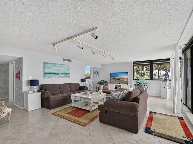 5380 N Ocean Dr #2E — Photo 10