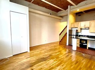 840 S River Rd #402, Edgewater, NJ 07020