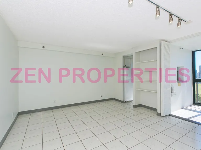 2916 Date St #12I — Photo 7