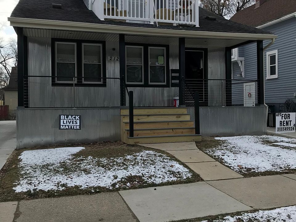 3 unit bungalow, front lower studio available