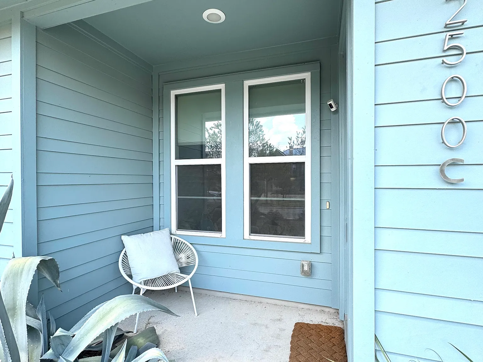 2 bed, 2.5 bath, 1236 sqft, $3,000 — Photo 1