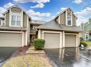 238 Queens Xing, Dayton, OH 45458