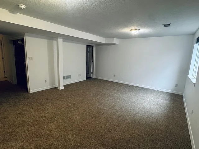 420 N Parkside Dr #C — Photo 12