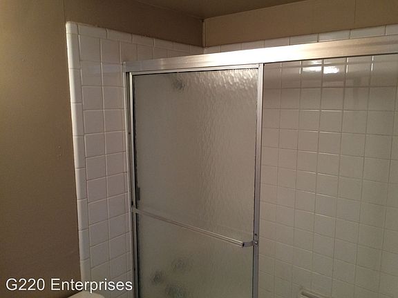 5th image of 224 Avenue F APT 1