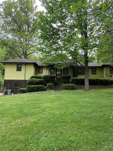 1385 Porter Rd, White Lake, MI, 48383