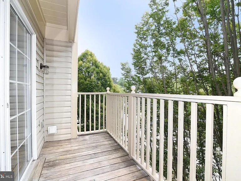 7056 Falls Reach Dr #301 — Photo 12
