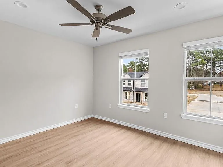5201 Lionel Ave — Photo 14