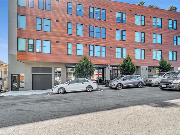 3rd image of 901 Tennessee St Unit 410