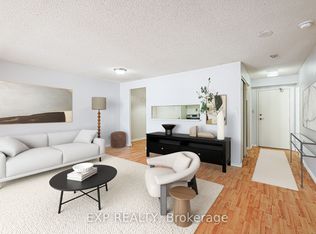 633 Bay St #318, Toronto, ON M5G 2G4