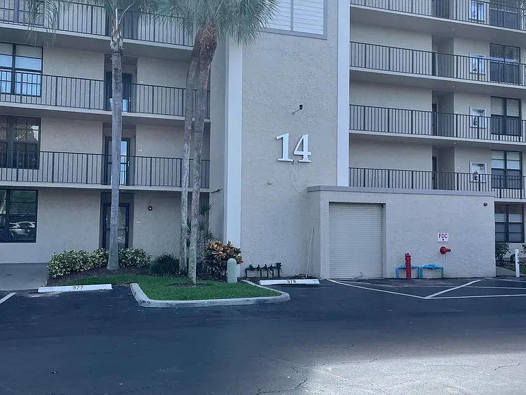 14 Royal Palm Way #204 — Photo 4