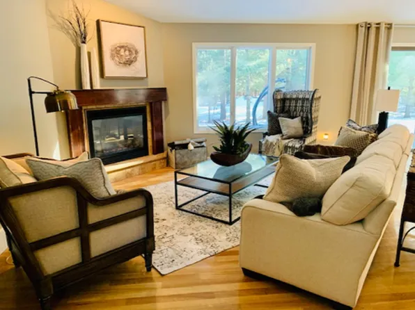 6310 Pointe Haven Dr, Wisconsin Rapids, WI 54494