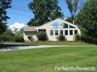 12 Yankee Ct, Monroe, NY