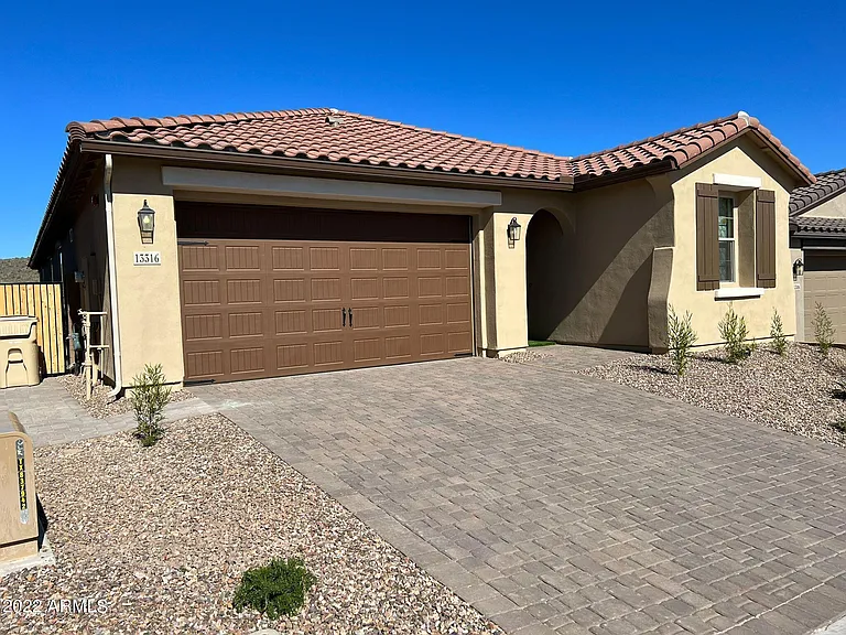 13316 W Red Range Way — Photo 3