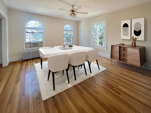 2nd image of 223 Main St #2