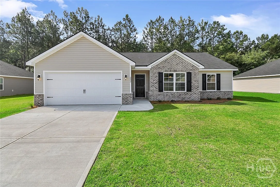 3 bed, 2.0 bath, 1565 sqft, $1,900 — Photo 1