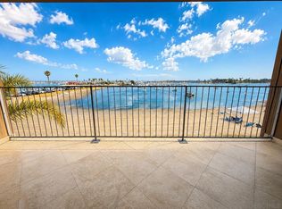 Manhattan Condominiums, San Diego, CA 92109