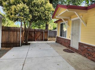 208 Earl Ave #A, Roseville, CA 95678